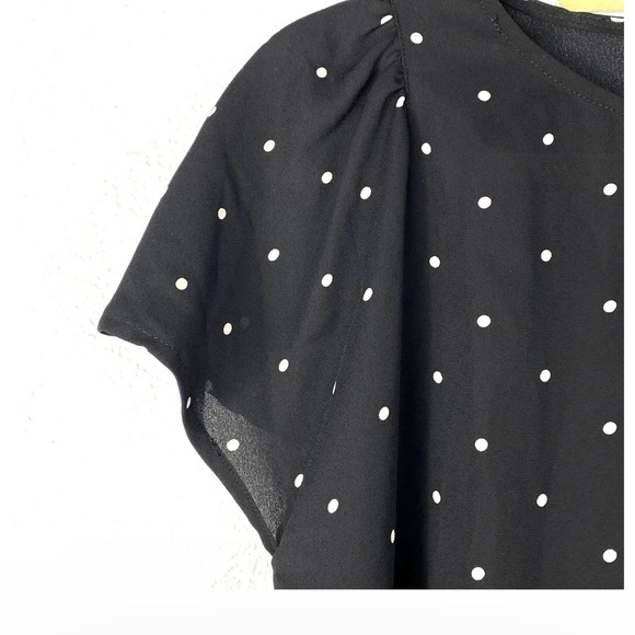 CeCe Top Small Womens Black White Polka Dot Flutter Sleeve Blouse - Picture 6 of 7